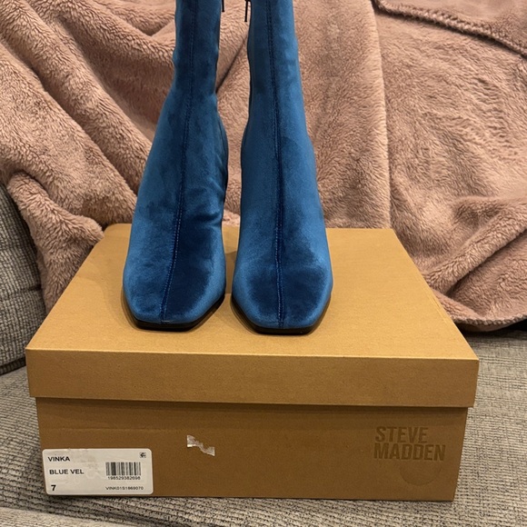 Steve Madden Velvet Blue Heeled Boots - Picture 2 of 7